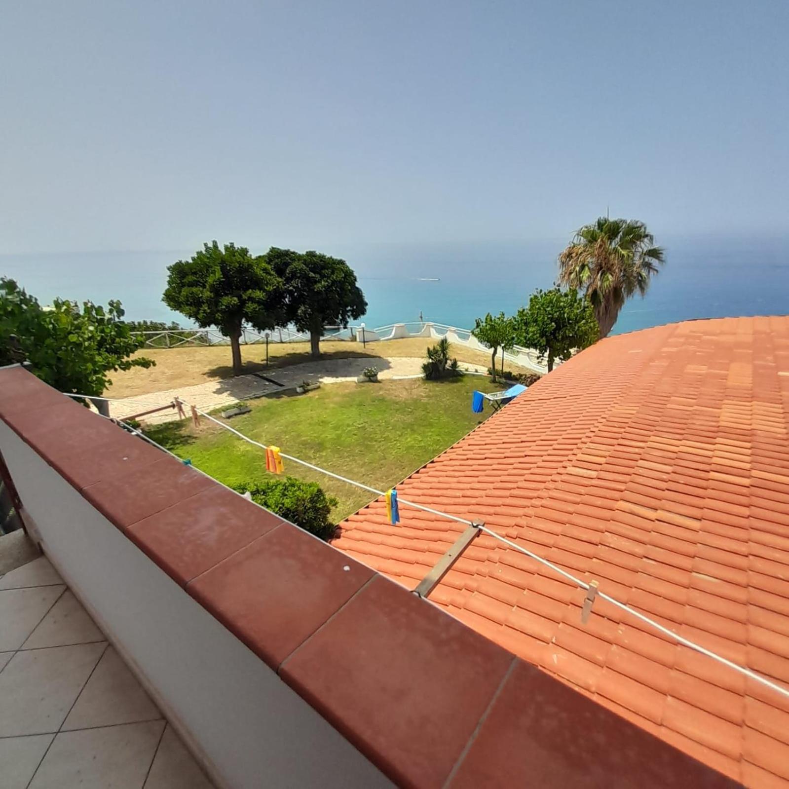 Residence Araba Fenice Тропея Экстерьер фото